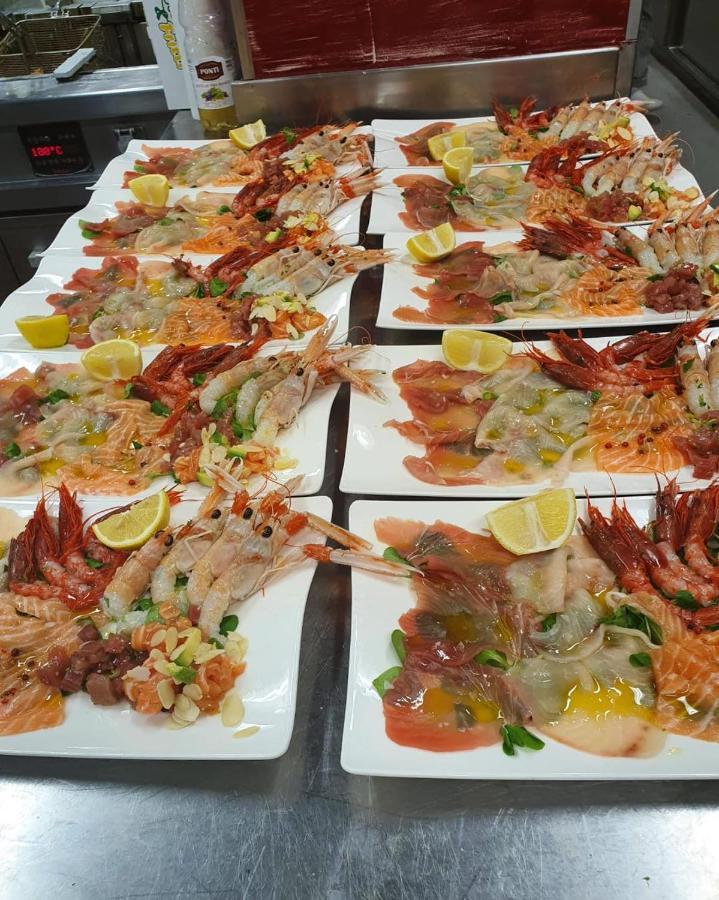Palace La Conchiglia D' Oro 4*