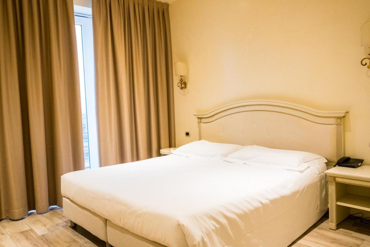 Palace La Conchiglia D' Oro 4*