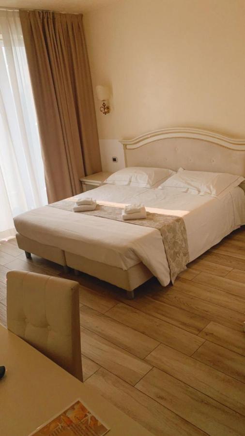 Hotel Palace La Conchiglia D' Oro