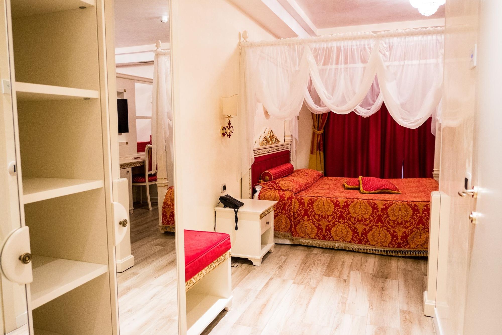 Palace La Conchiglia D' Oro Hotel