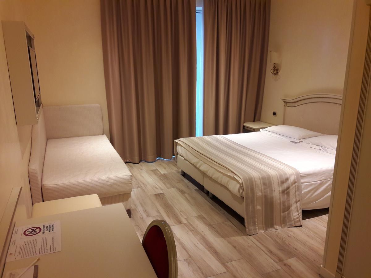 Palace La Conchiglia D' Oro Hotel 4*